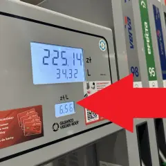 Ceny na stacjach paliw: 6,56 zł/L. Tankowanie 34,32 litra za 225,14 zł.