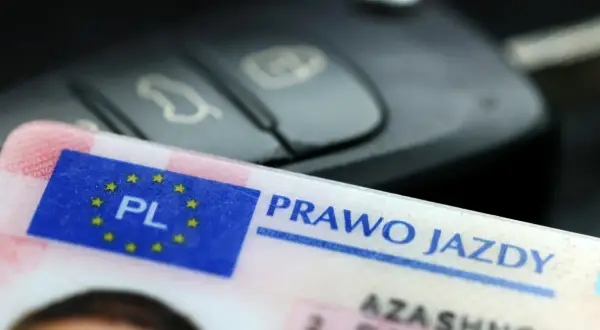 Prawo jazdy kod 78, kluczyki do samochodu. Gotowy do jazdy!