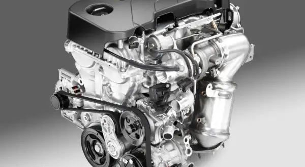 Silnik Opel 1.4 turbo Ecotec z turbosprężarką i paskiem napędowym.