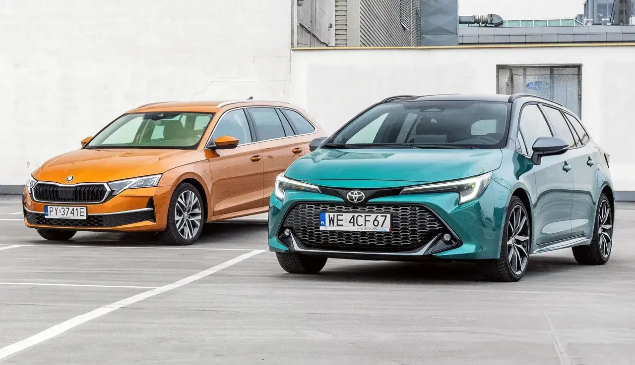 Pomarańczowa Skoda i zielona Toyota, dwa auta segmentu B, kt&oacute;re mogą być najmniej awaryjne.